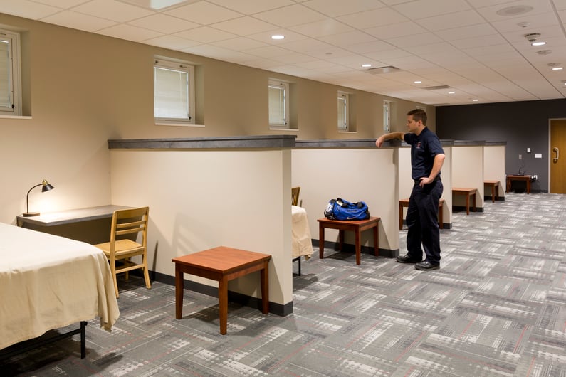 Sleeping quarters with partitions