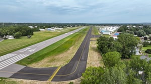 SouthStPaulTaxiway-LR2