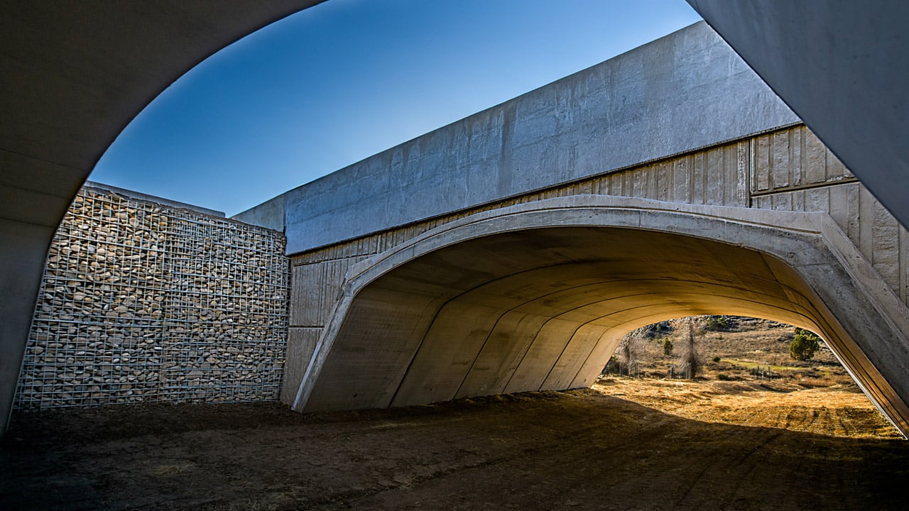 COT05_131971_underpass_010